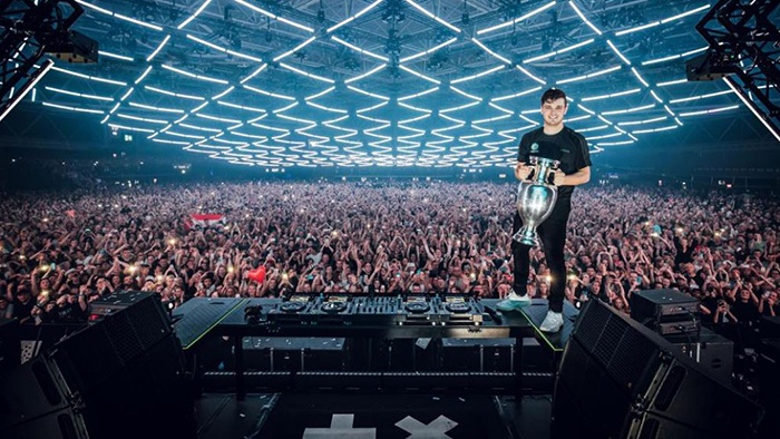EK lied door Martin Garrix